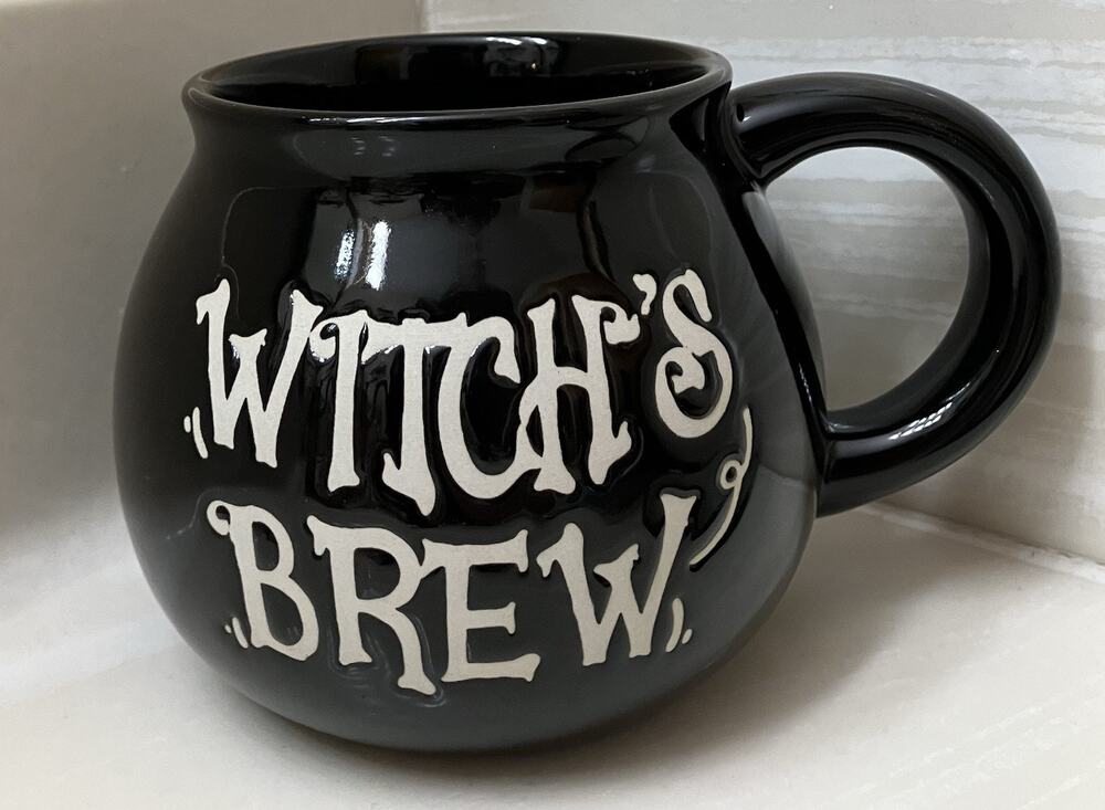 Crofton Black Ceramic Halloween Cauldron-Shaped Witches Brew Coffee Mug 14 oz.